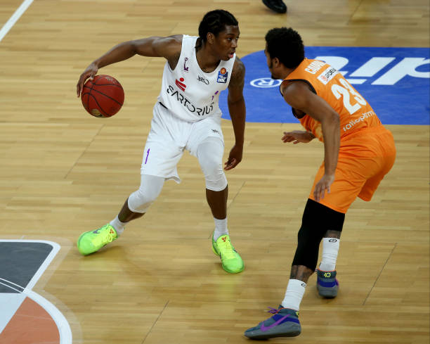 两个赛季内 两个赛季内