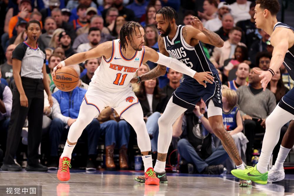 在进攻端屡 在进攻端屡