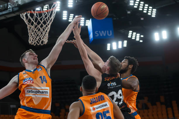 个人行为遭 个人行为遭