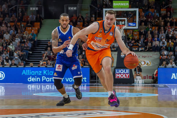 的双重碾压 的双重碾压